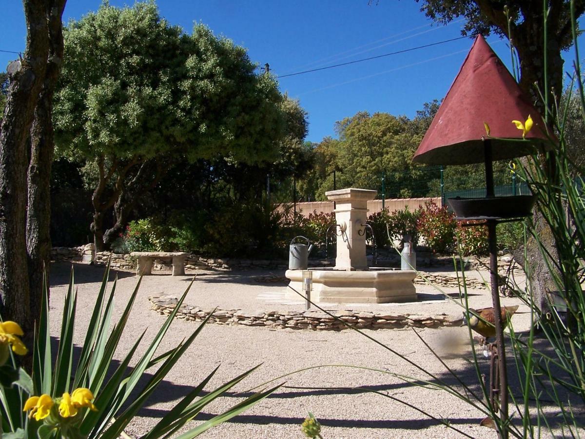 Les Florides Apartment L'Isle-sur-la-Sorgue Luaran gambar